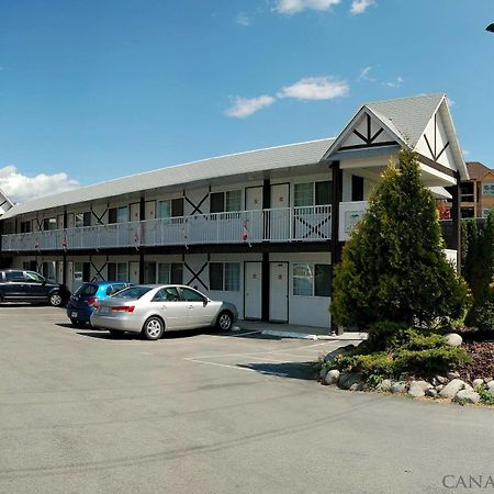 Rosedale Motel Summerland Buitenkant foto